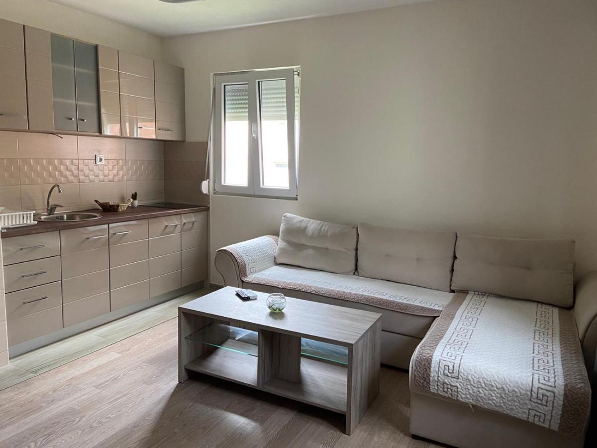 Apartmani Zecevic Budva Kültér fotó