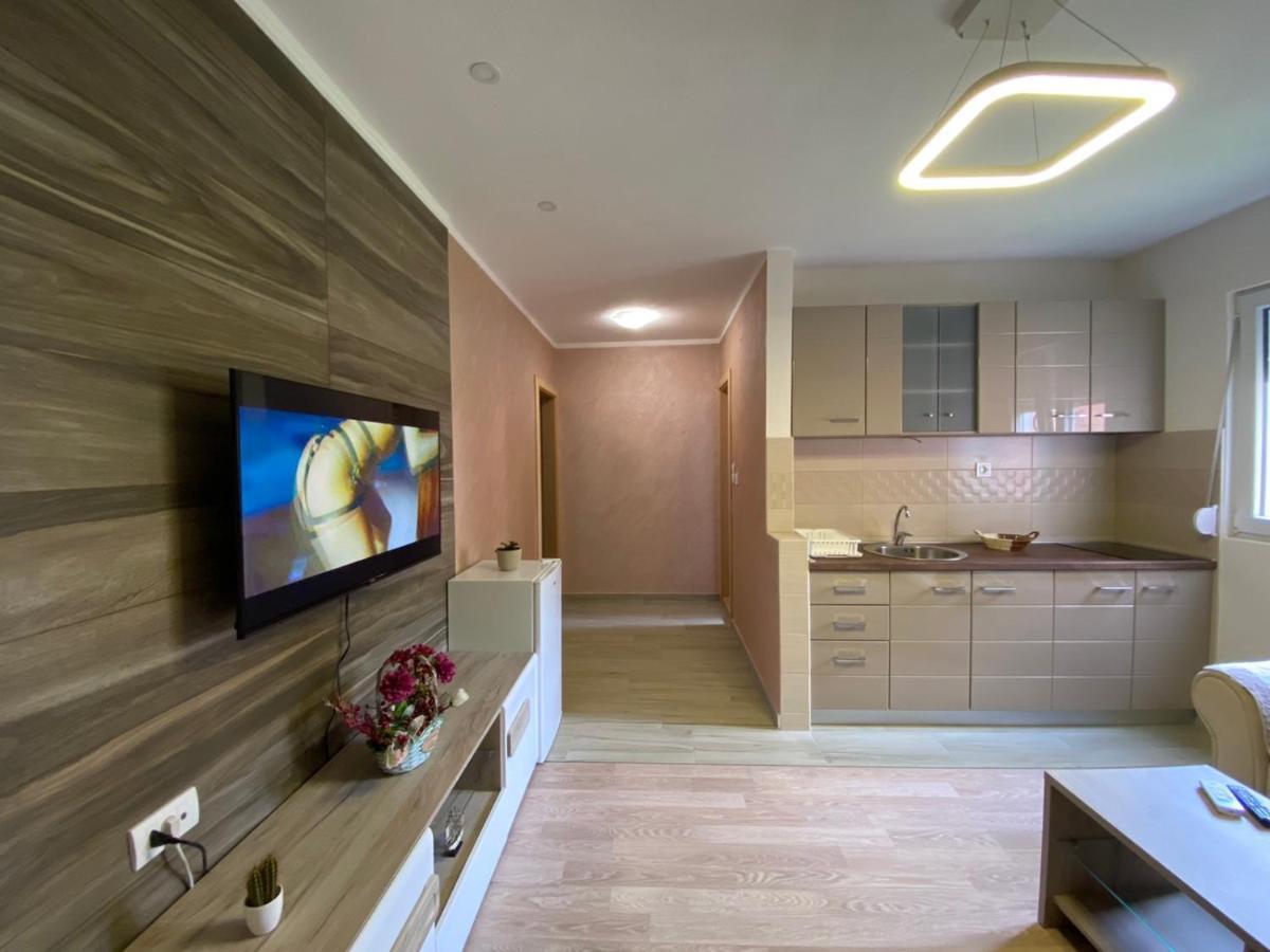 Apartmani Zecevic Budva Kültér fotó